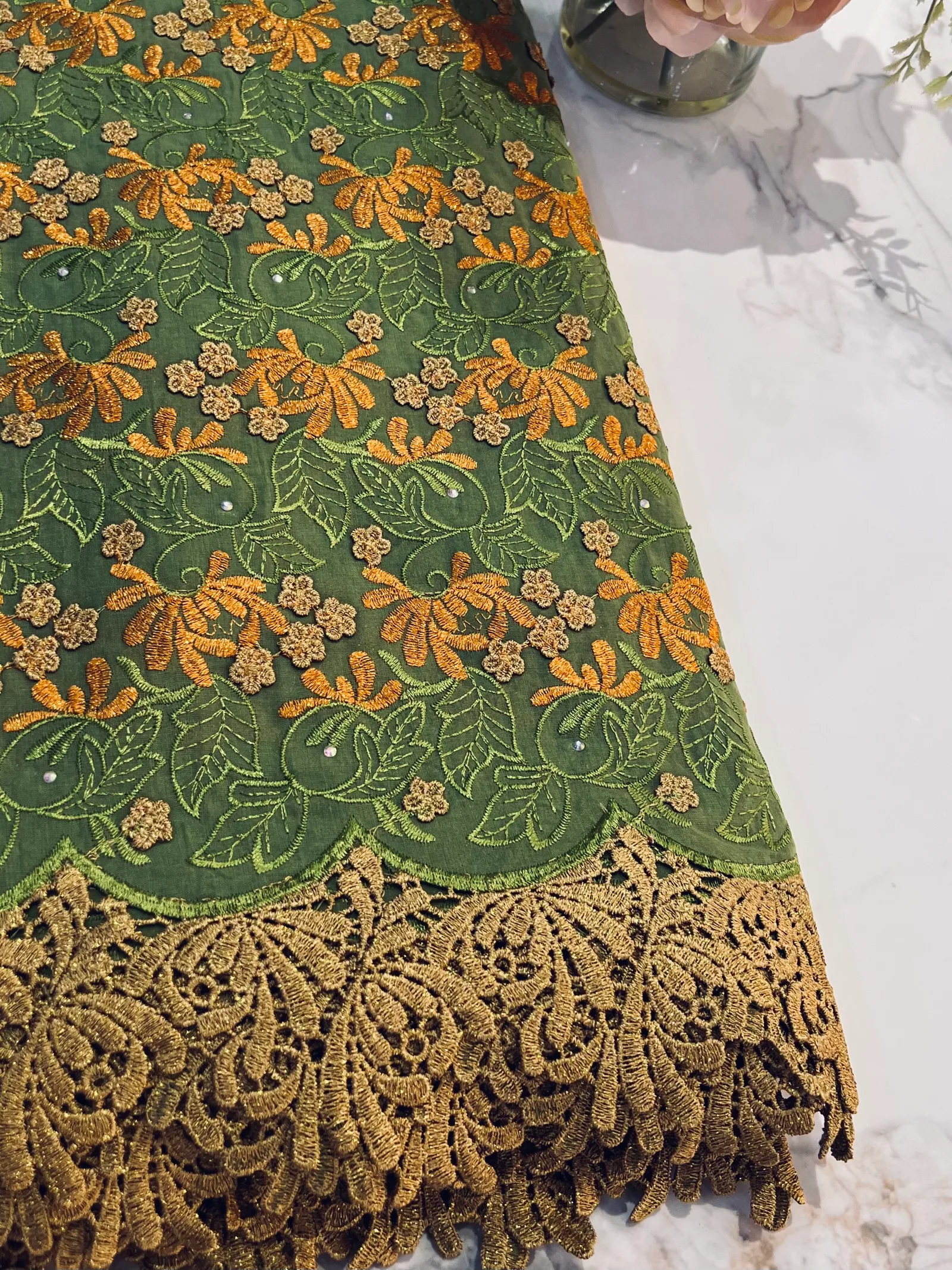 Appliqué Lace 3