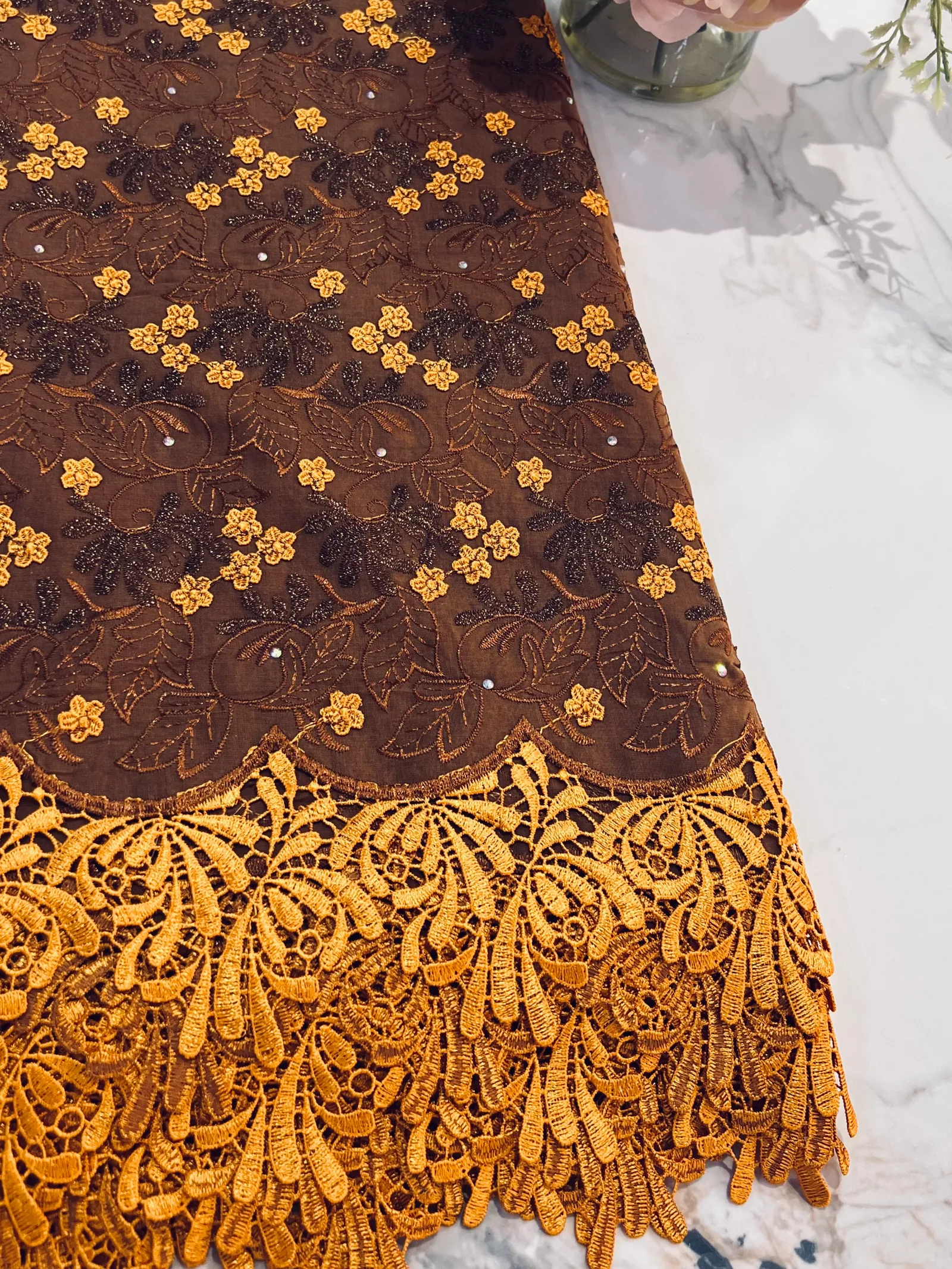 Appliqué Lace 5