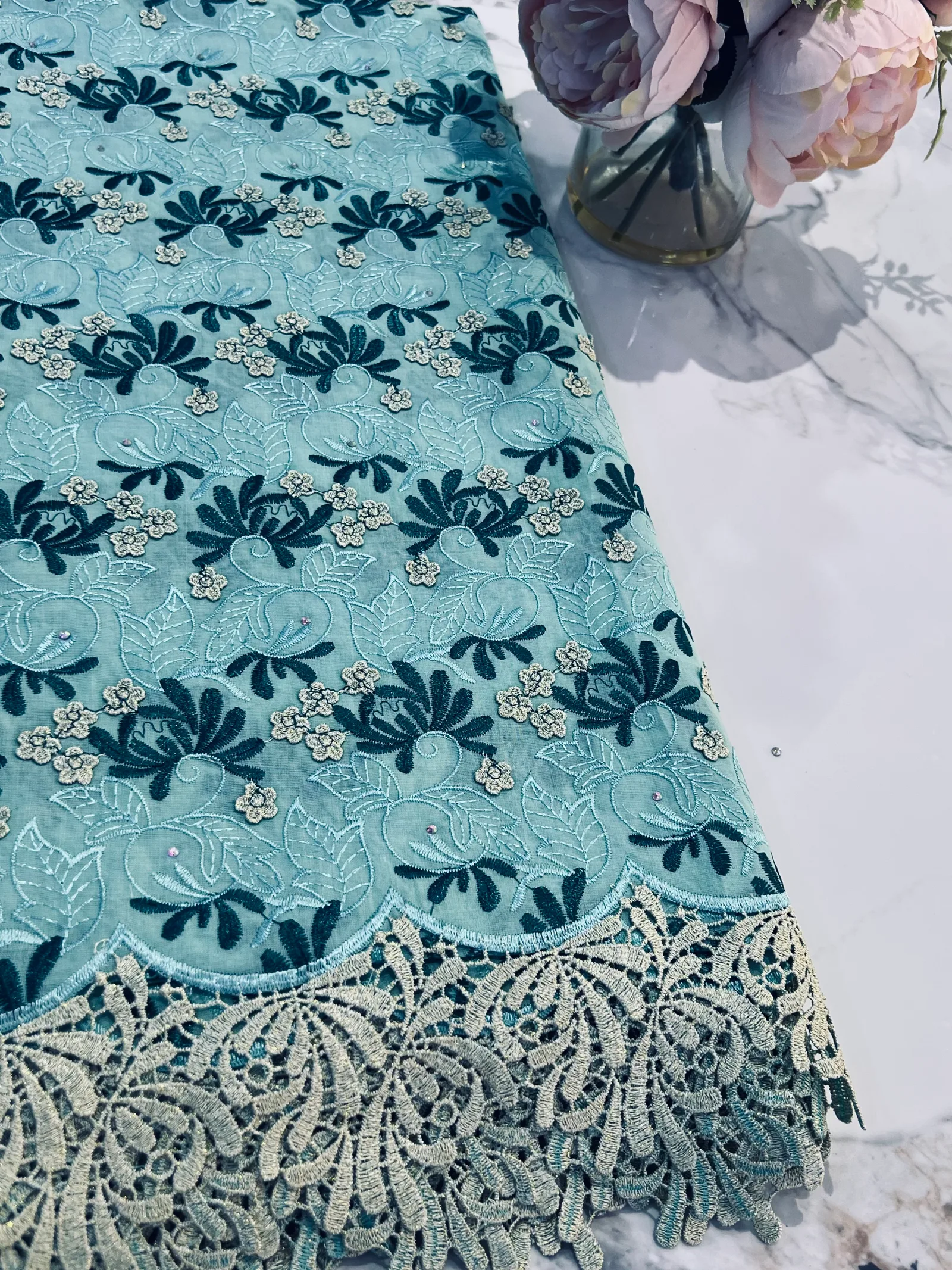 Appliqué Lace 8