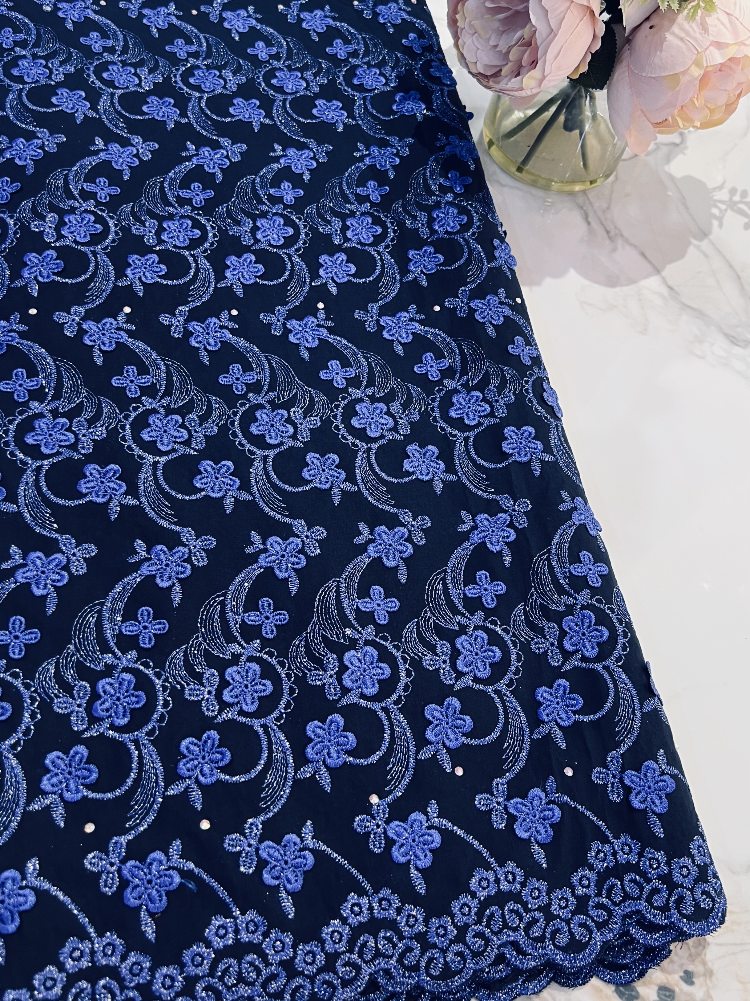 Medium Appliqué lace 7